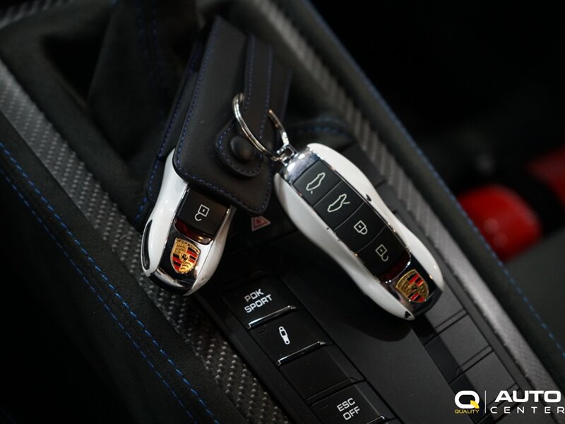 Used 2023 Porsche 718 Cayman GT4 RS RWD image 39