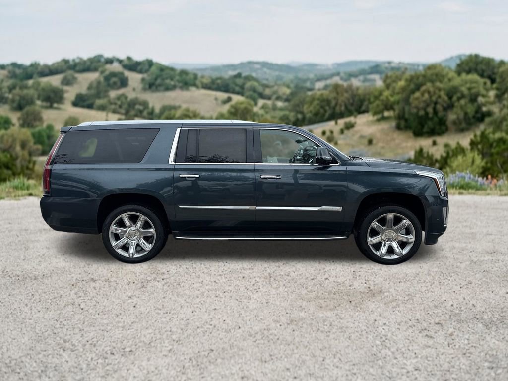 Used 2020 Cadillac Escalade ESV Luxury RWD image 13