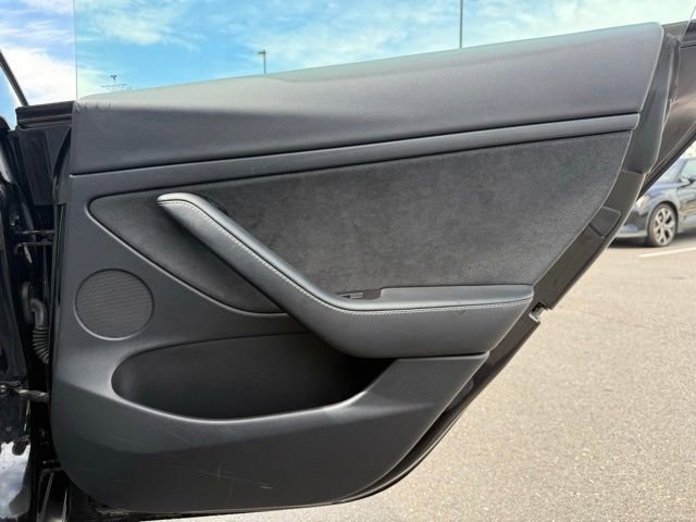 Used 2021 Tesla Model 3 Standard Range Plus RWD image 19