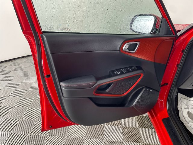 Certified 2022 Kia Soul Turbo FWD image 18