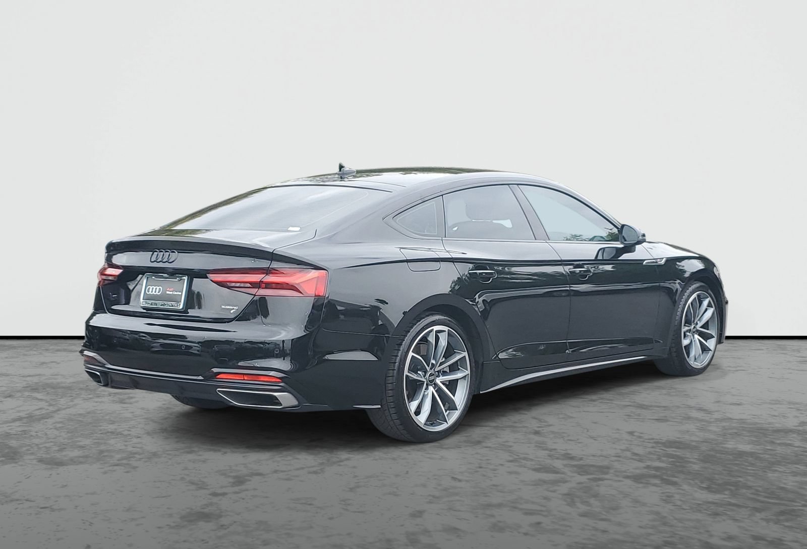 Used 2024 Audi A5 2.0T Premium w/ Summer of Audi Package AWD/4WD image 4