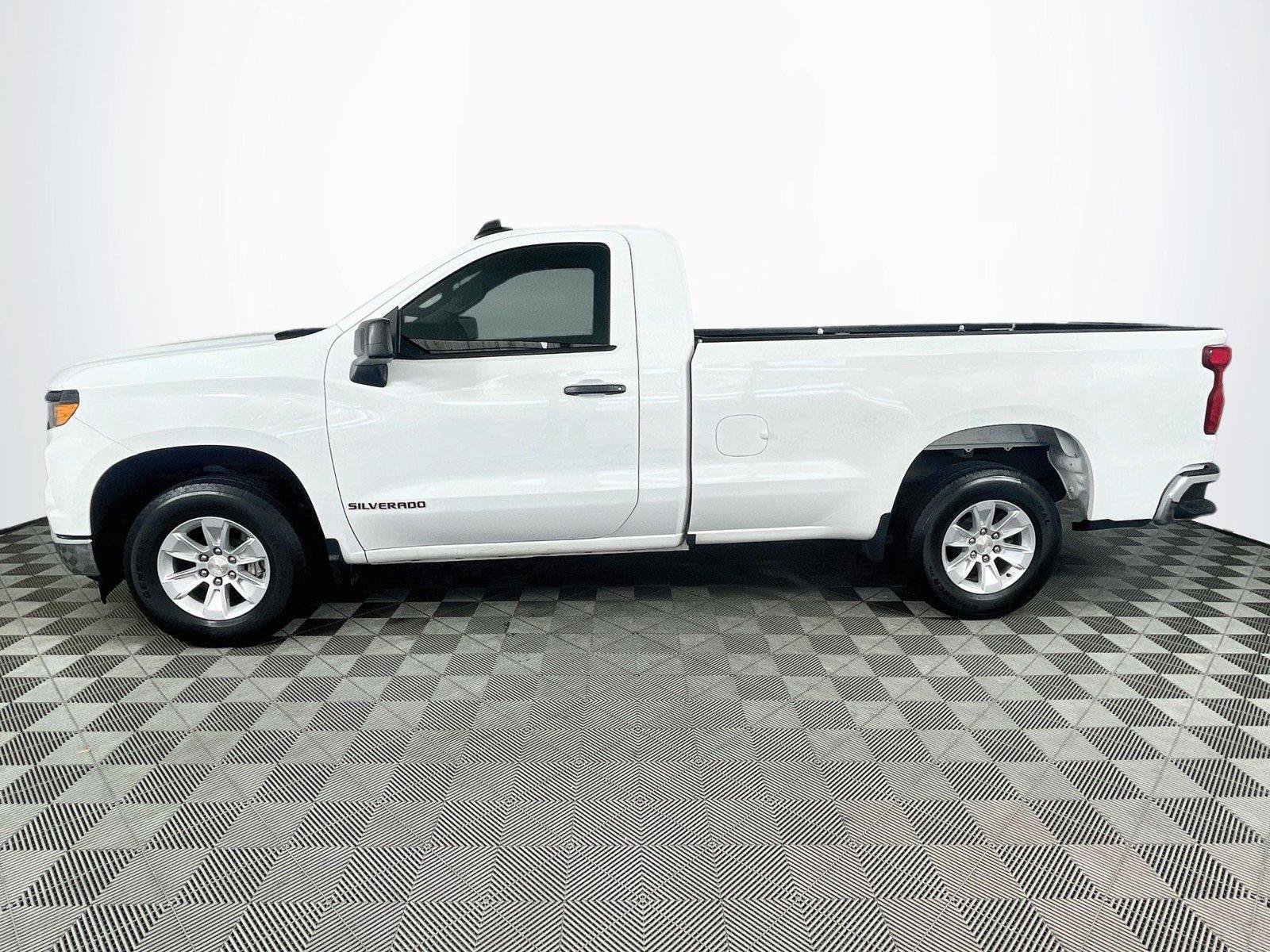 Used 2024 Chevrolet Silverado 1500 W/T w/ WT Fleet Convenience Package RWD image 4