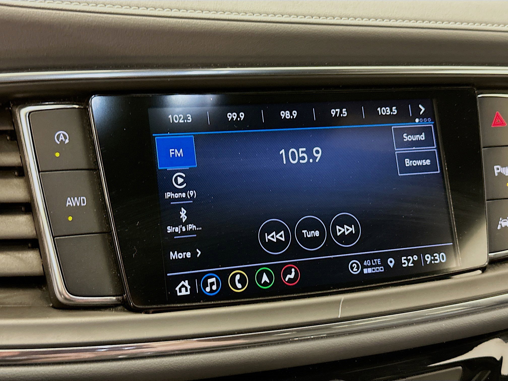 Used 2024 Buick Enclave Premium image 21