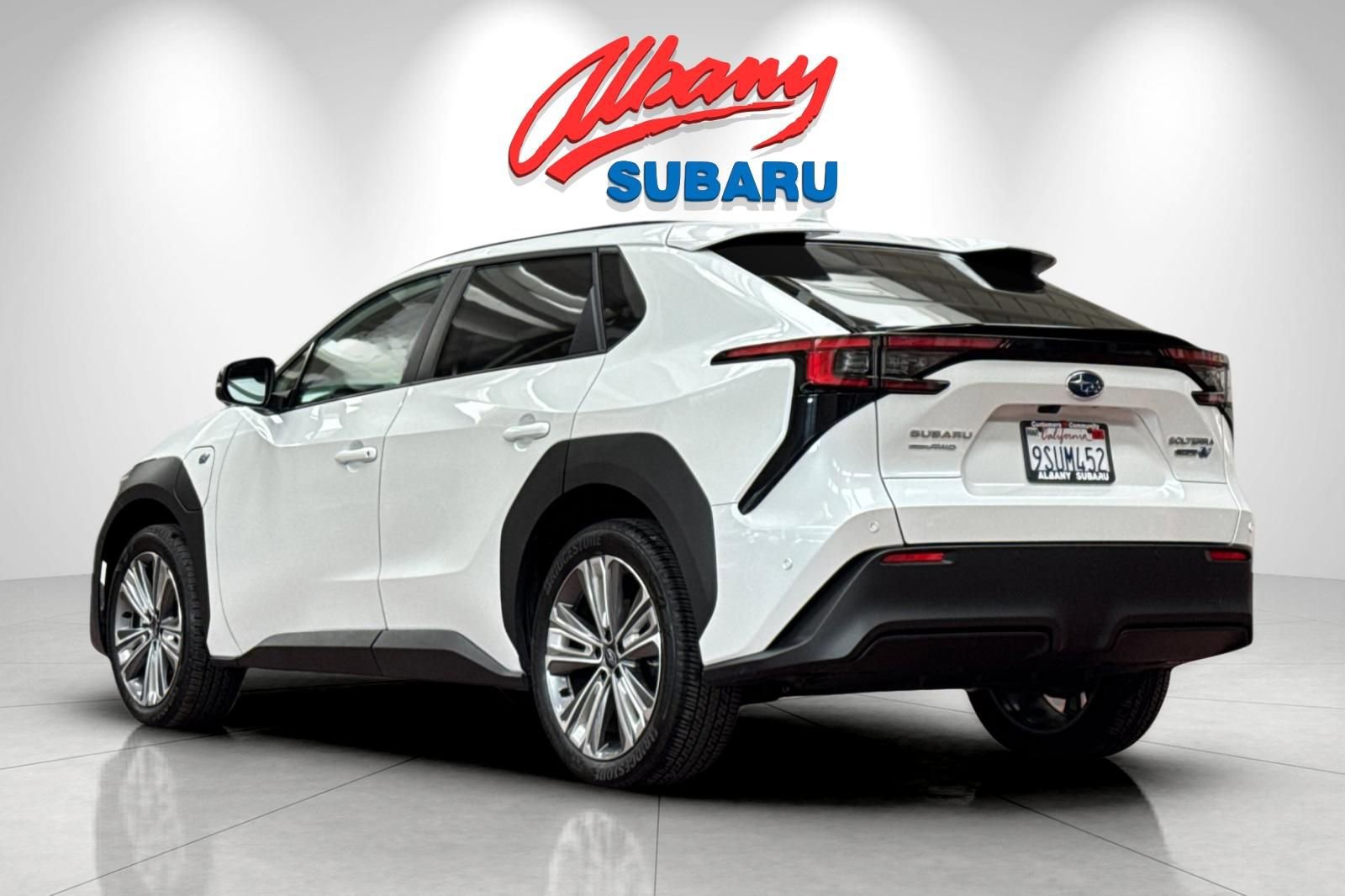 Used 2024 Subaru Solterra Limited image 7