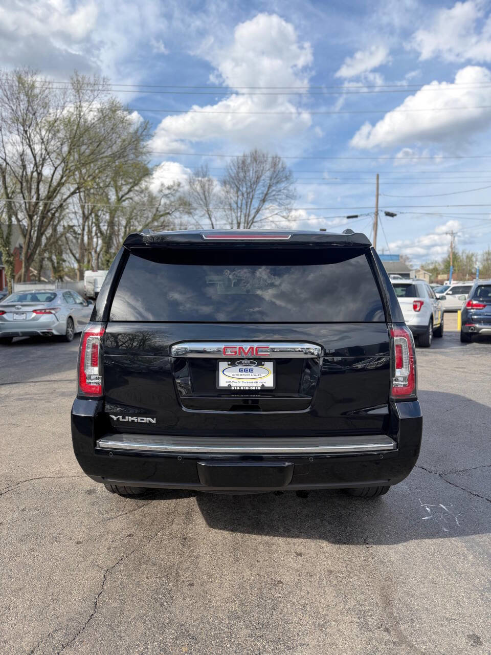 Used 2016 GMC Yukon Denali AWD/4WD image 7