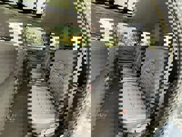 New 2025 Nissan Pathfinder SV image 15