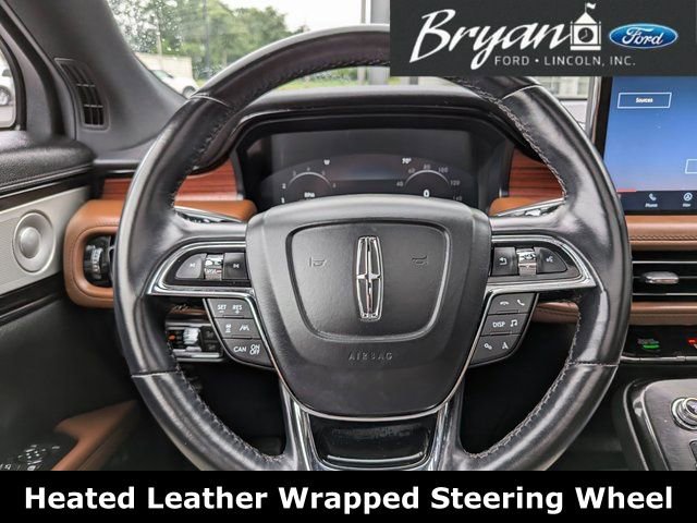 Used 2022 Lincoln Nautilus Reserve w/ Equipment Group 202A image 21