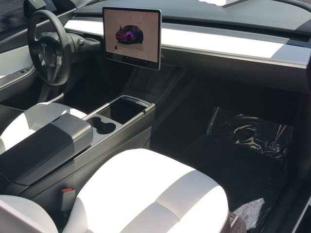 Used 2022 Tesla Model Y Performance AWD/4WD image 12