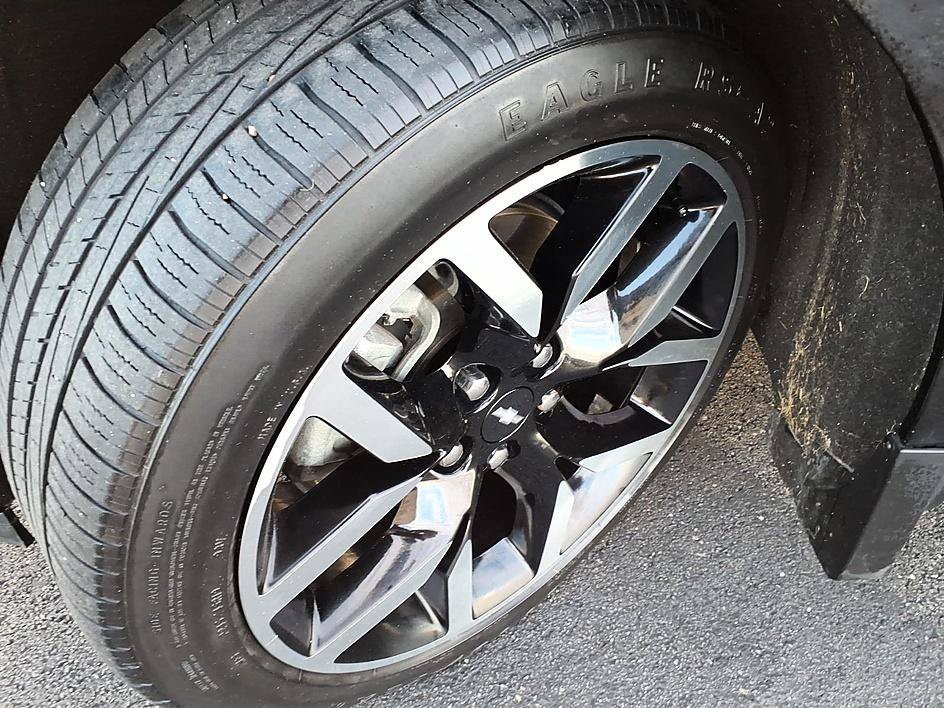 Used 2018 Chevrolet Impala LT FWD image 10