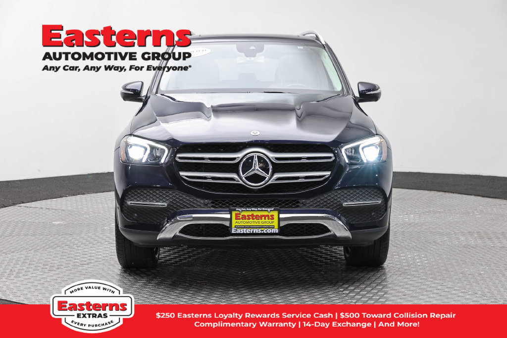 Used 2020 Mercedes-Benz GLE 350 4MATIC w/ Premium Package image 3