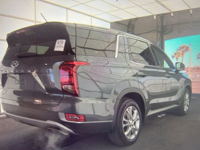 Used 2021 Hyundai Palisade SE image 2