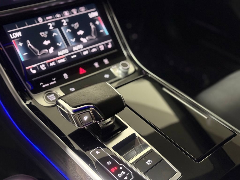 Used 2021 Audi A8 L 3.0T AWD/4WD image 15