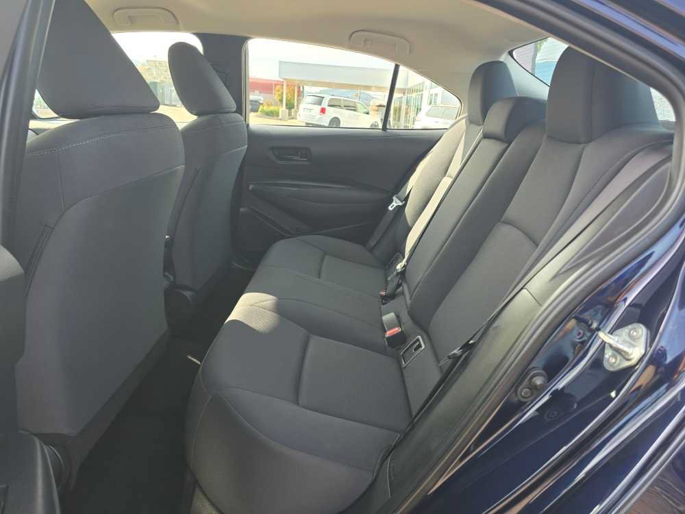 Used 2023 Toyota Corolla LE FWD image 16