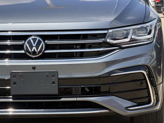 Used 2022 Volkswagen Tiguan SEL R-Line AWD/4WD image 9