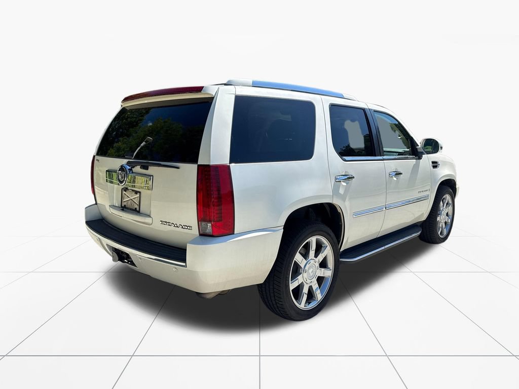 Used 2007 Cadillac Escalade AWD w/ Information Package image 8