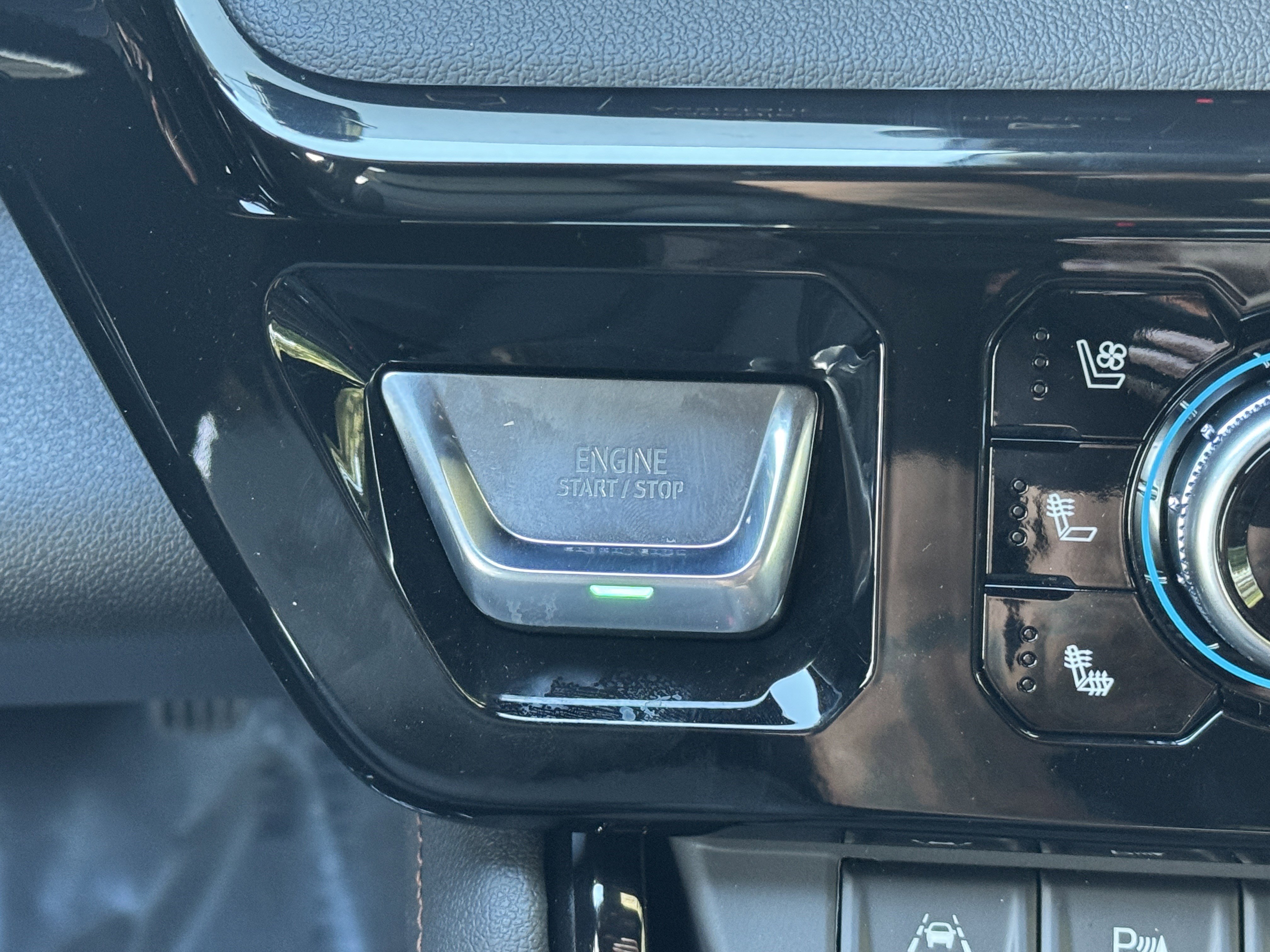 New 2026 GMC Sierra 1500 AT4 w/ Technology Package image 48