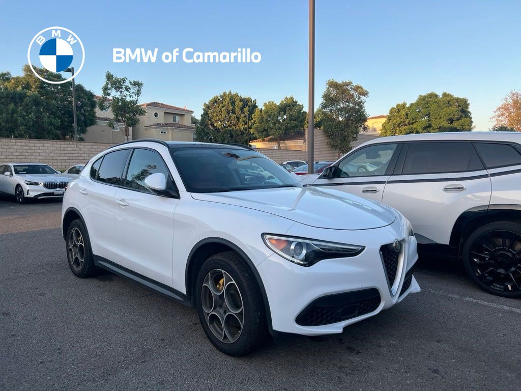 Used 2018 Alfa Romeo Stelvio Sport w/ Quick Order Package 22J Sport AWD/4WD image 1