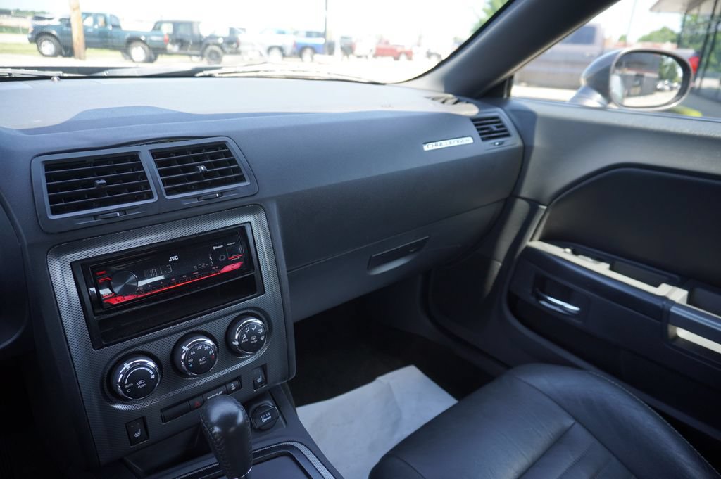 Used 2014 Dodge Challenger R/T Plus RWD image 20