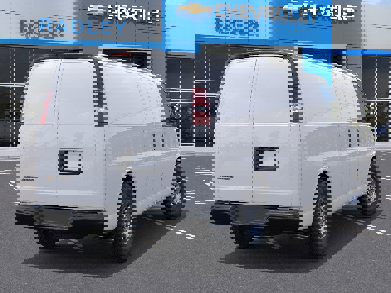 New 2026 Chevrolet Express 2500 Extended image 4
