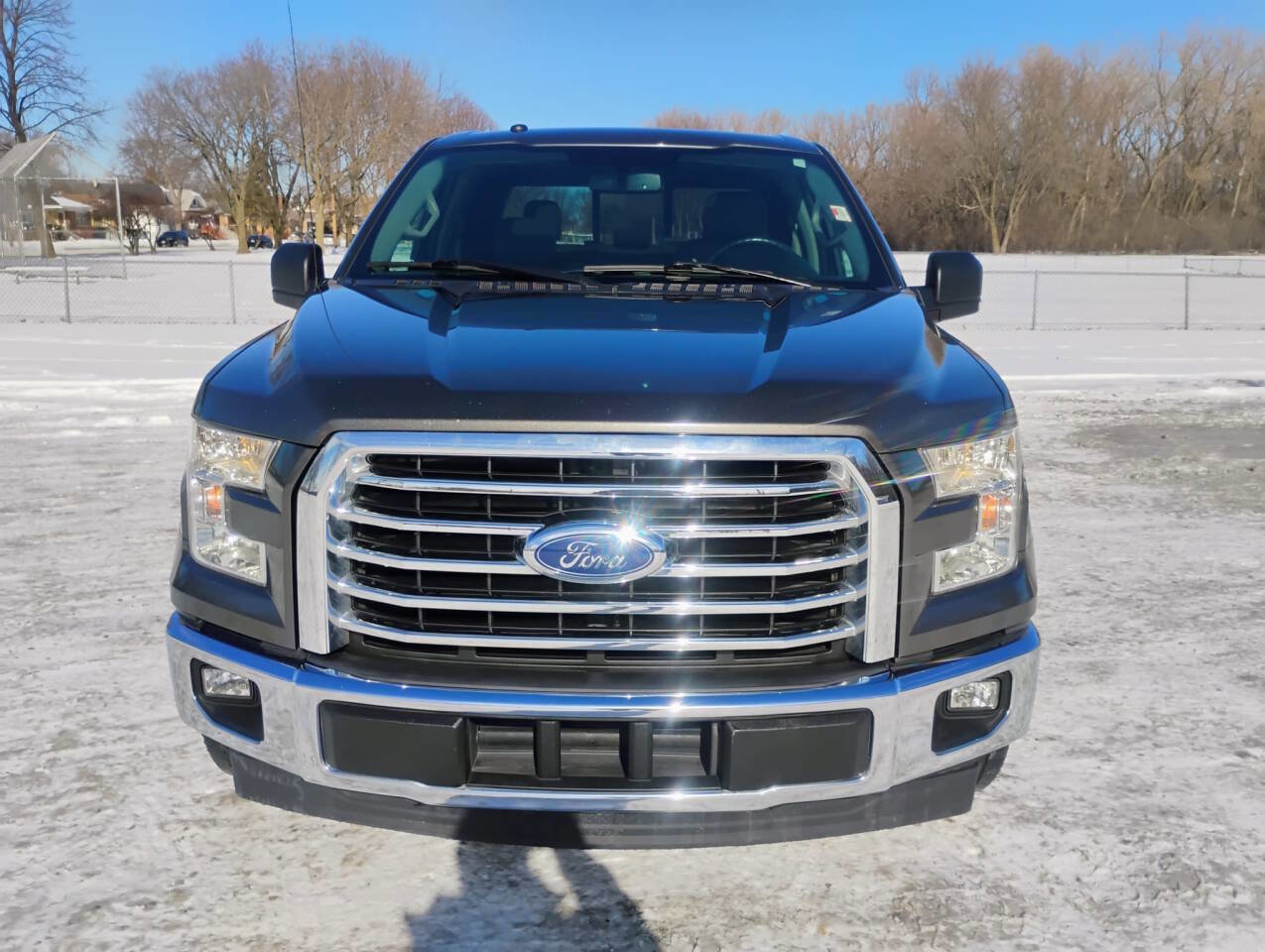 Used 2017 Ford F150 XLT w/ Equipment Group 302A Luxury image 2