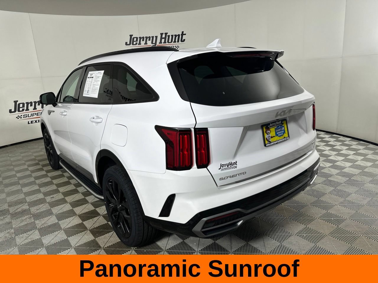 Used 2023 Kia Sorento SX AWD/4WD image 9