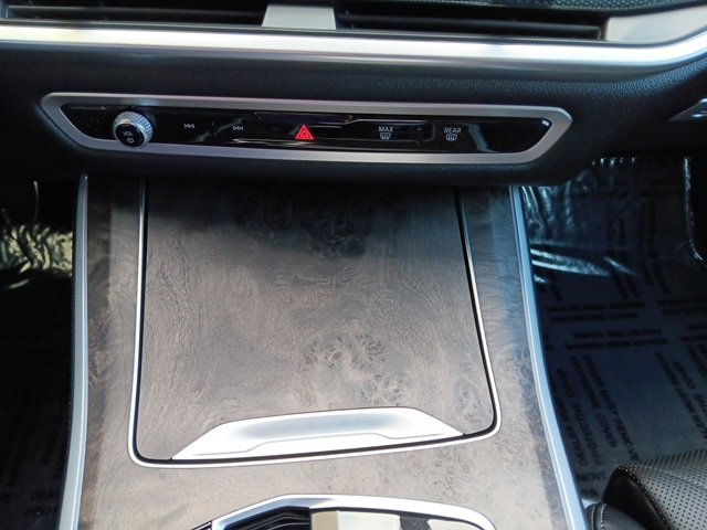 Certified 2025 BMW X5 xDrive40i w/ M Sport Package image 31