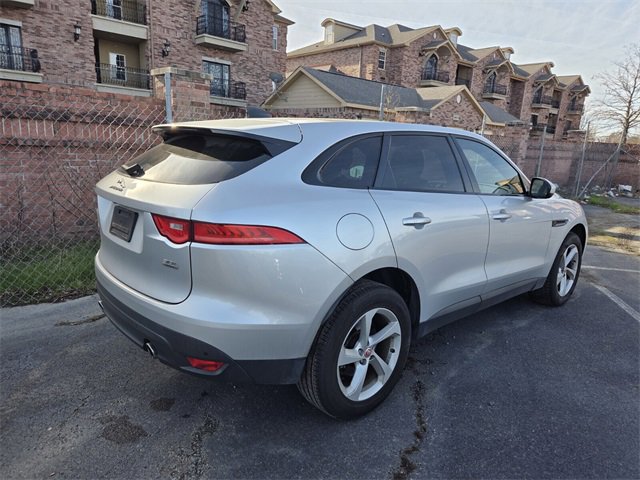 Used 2020 Jaguar F-PACE Premium image 5