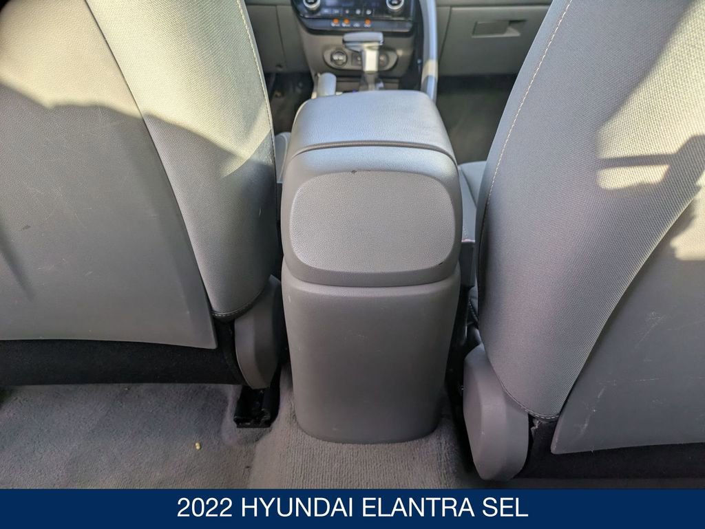 Used 2022 Hyundai Elantra SEL image 27
