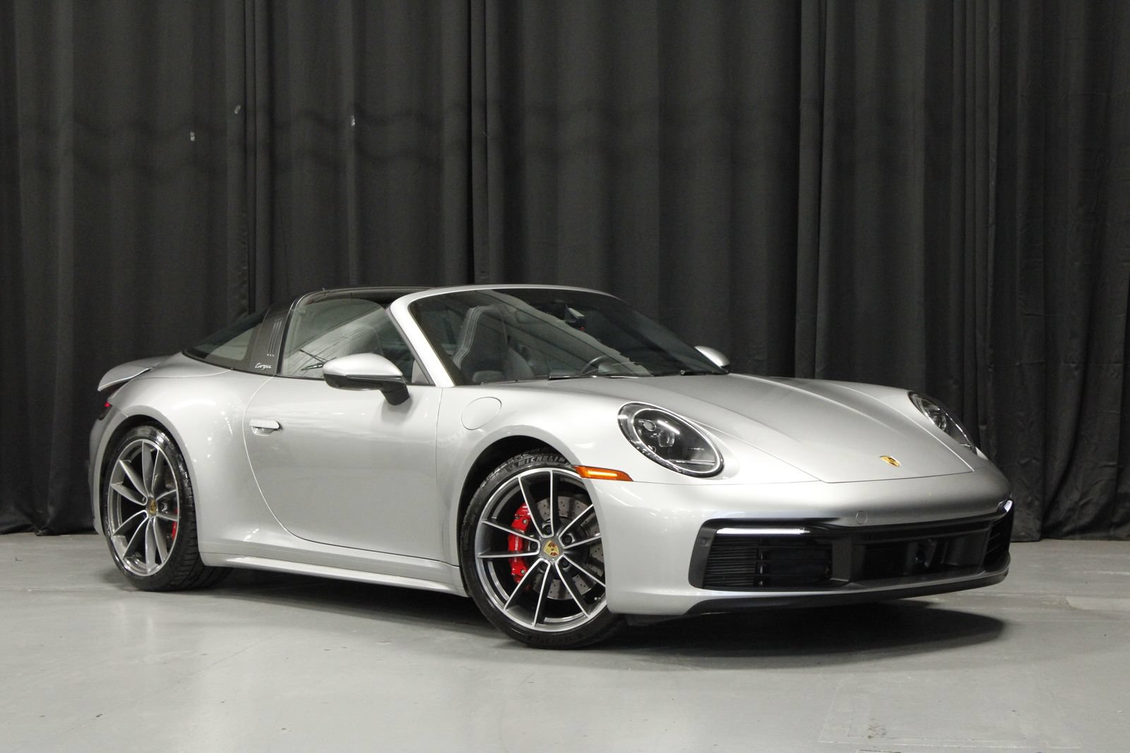 Certified 2022 Porsche 911 Targa 4S w/ Premium Package AWD/4WD image 7