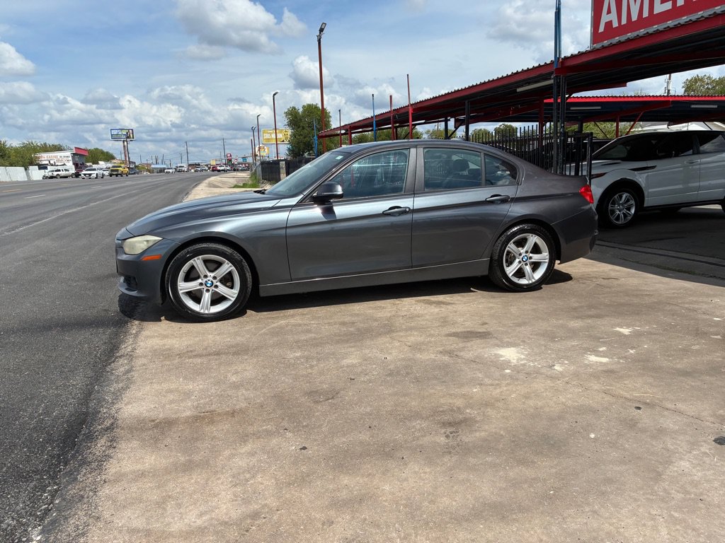 Used 2014 BMW 328i xDrive Sedan AWD/4WD image 21