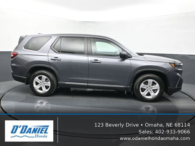 Used 2023 Honda Pilot LX image 7