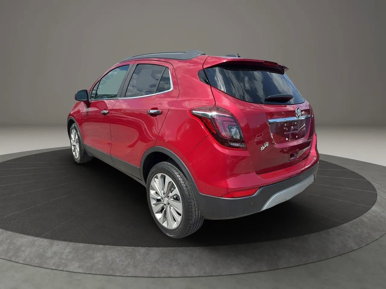 Used 2020 Buick Encore Preferred image 7