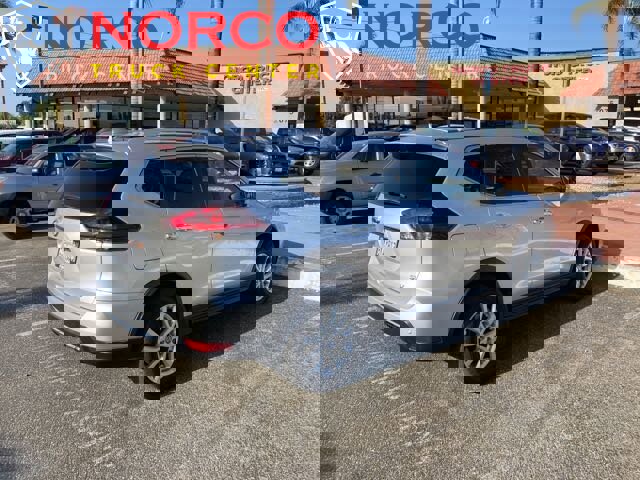 Used 2019 Nissan Rogue SV image 4