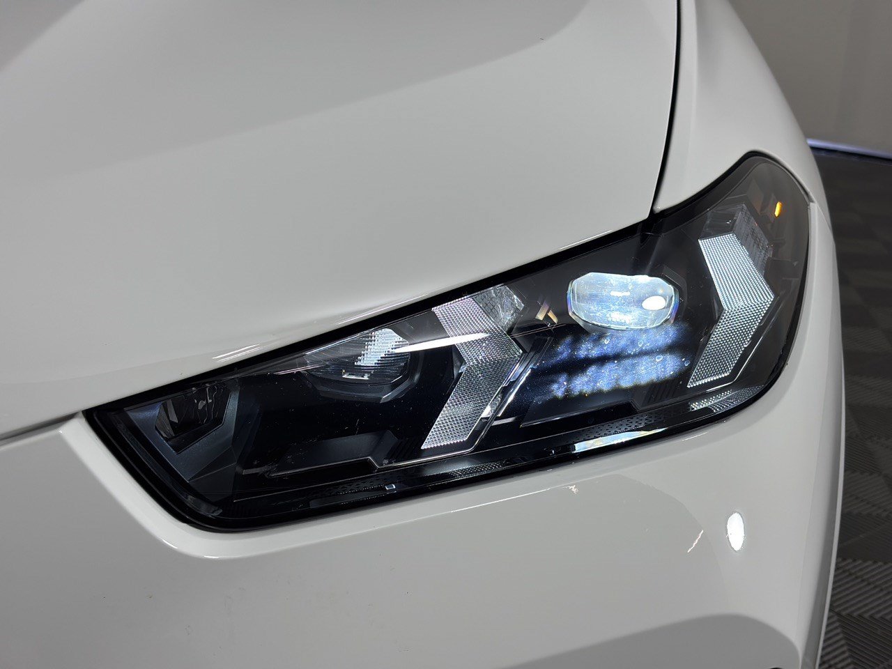 Certified 2024 BMW X5 sDrive40i w/ M Sport Package RWD image 12