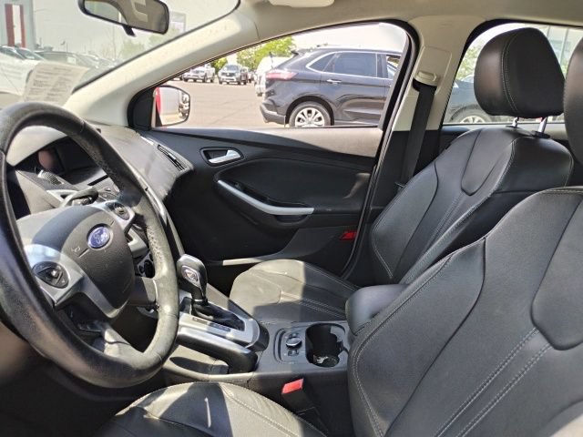 Used 2013 Ford Focus SE FWD image 12