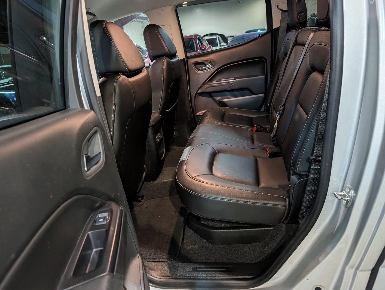 Used 2019 Chevrolet Colorado LT w/ Colorado RST Special Edition RWD image 19