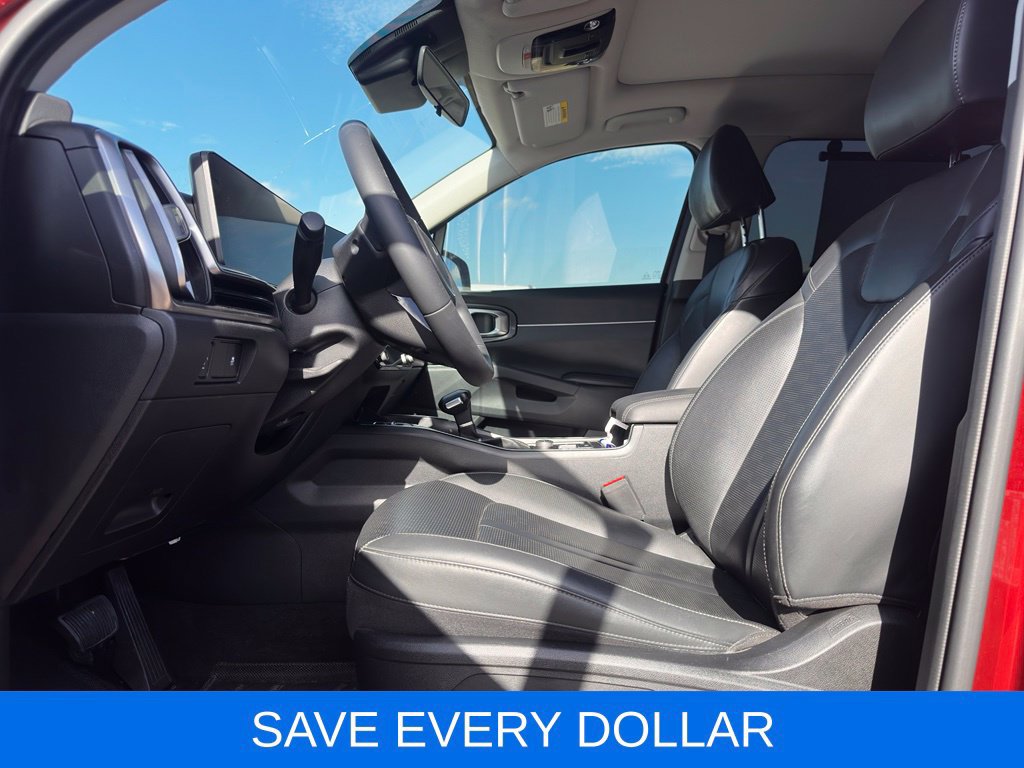 Used 2025 Kia Sorento S w/ Panoramic Sunroof Package FWD image 8