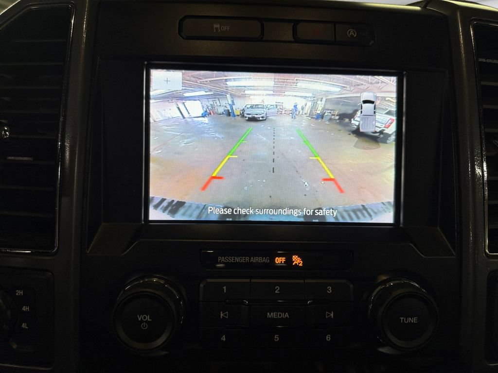 Used 2020 Ford F150 XLT w/ Equipment Group 302A Luxury AWD/4WD image 23