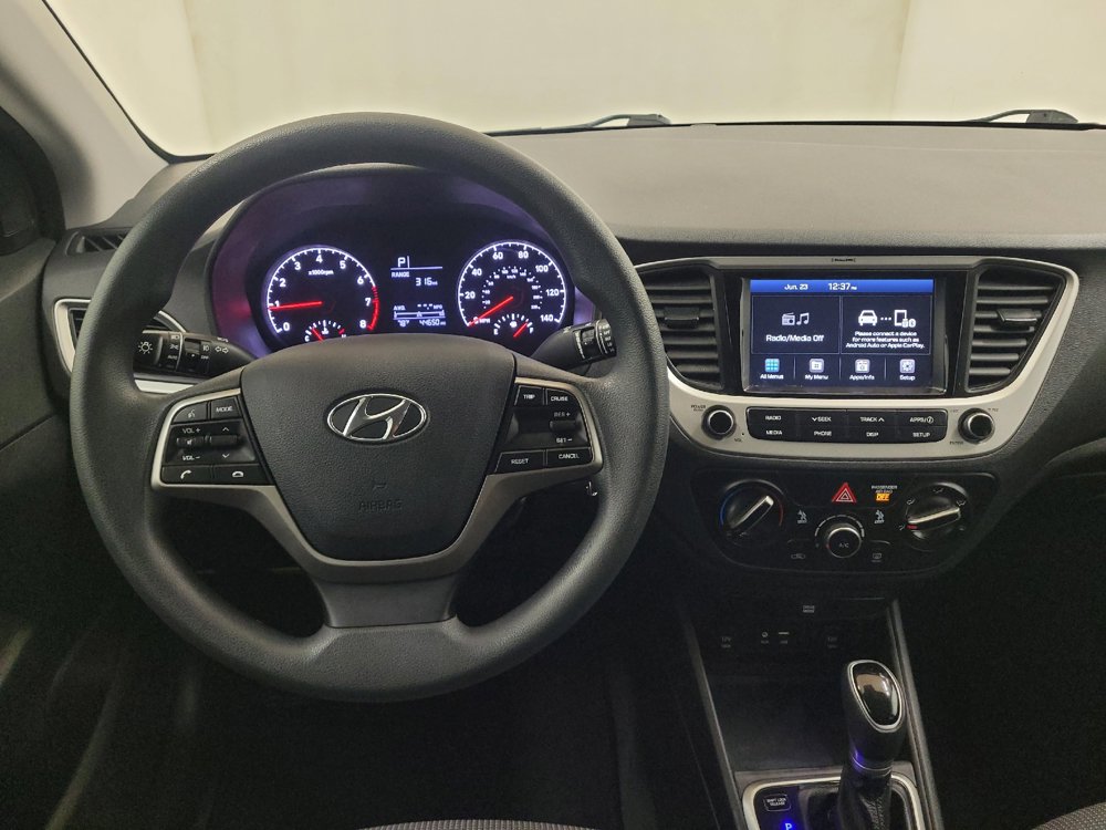 Used 2022 Hyundai Accent SEL FWD image 22