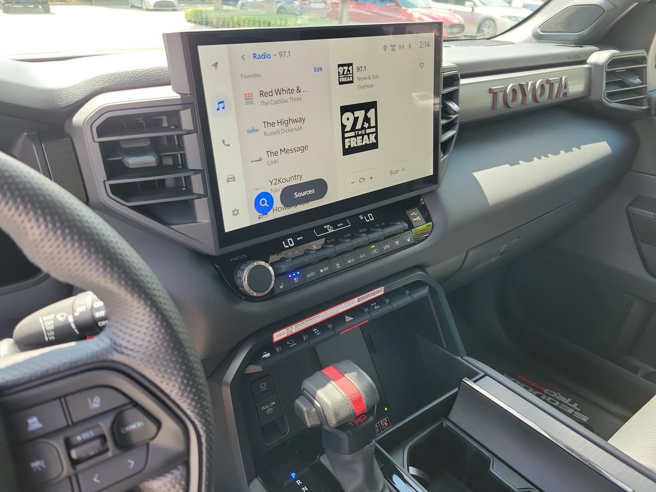 Used 2025 Toyota Sequoia TRD Pro AWD/4WD image 24
