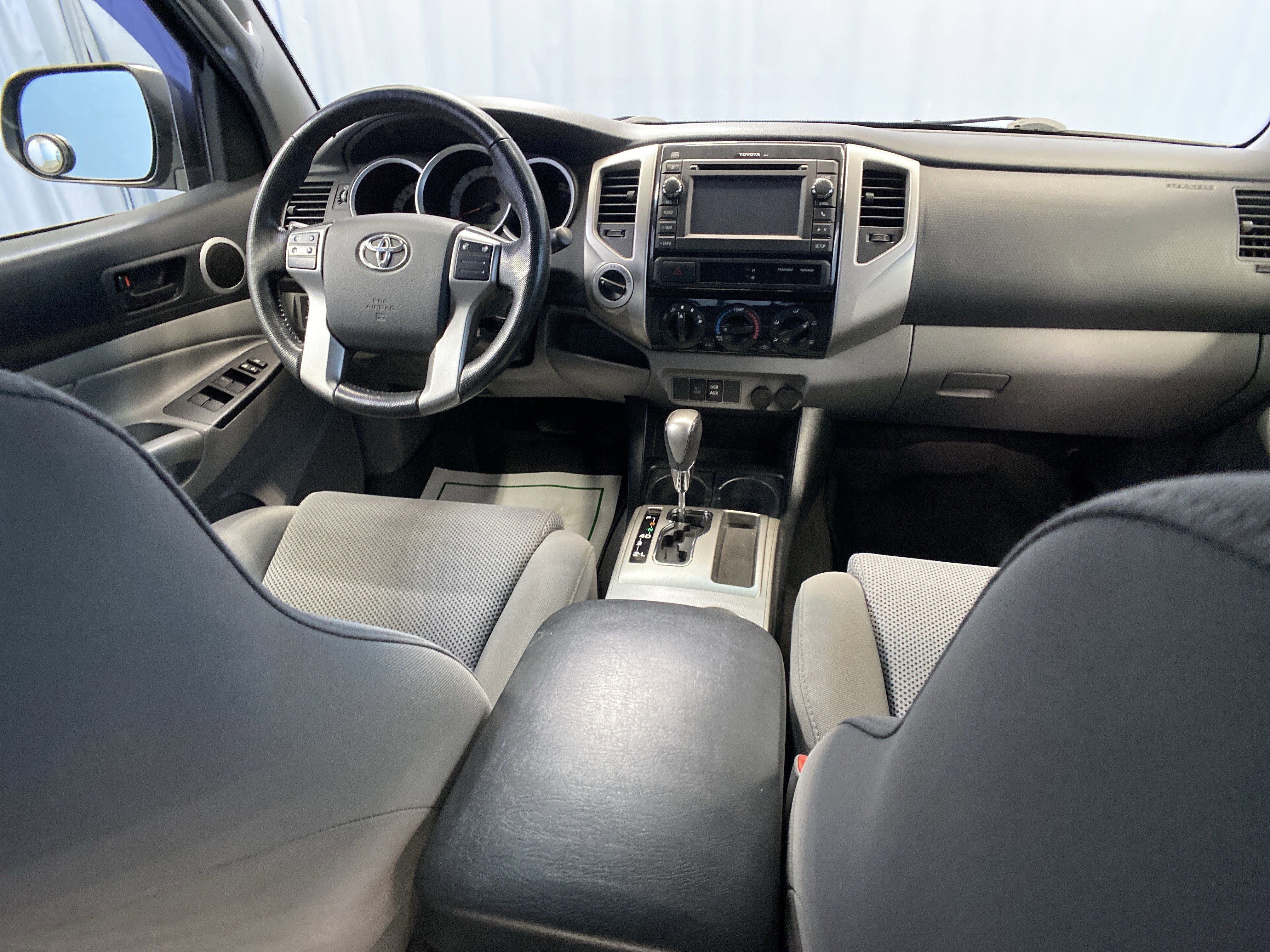 Used 2013 Toyota Tacoma 4x4 Double Cab w/ TRD Off-Road Pkg image 36