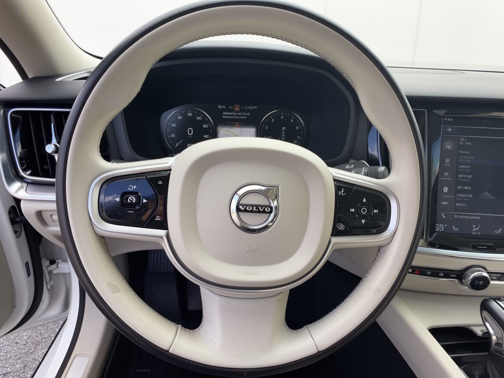 Used 2020 Volvo S60 T6 Momentum AWD/4WD image 10