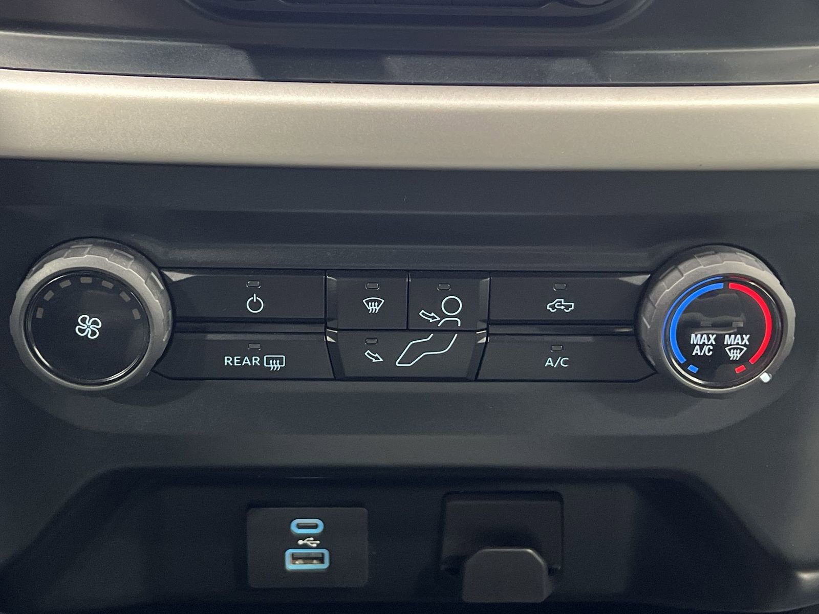 Used 2023 Ford F150 XLT image 19