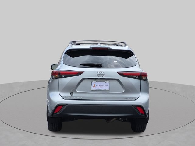 Certified 2024 Toyota Highlander XLE AWD/4WD image 7