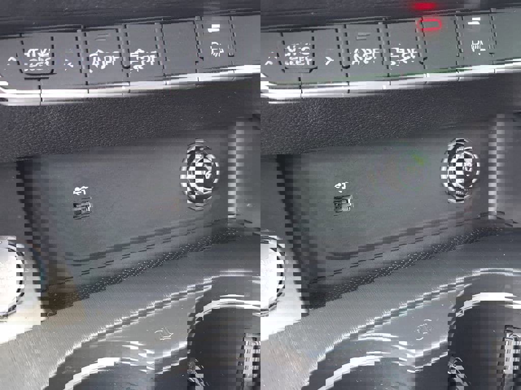 Used 2018 Audi A5 2.0T Premium Plus w/ Premium Plus image 25