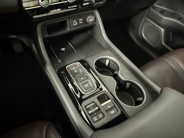 Used 2025 Honda Pilot Black Edition image 26