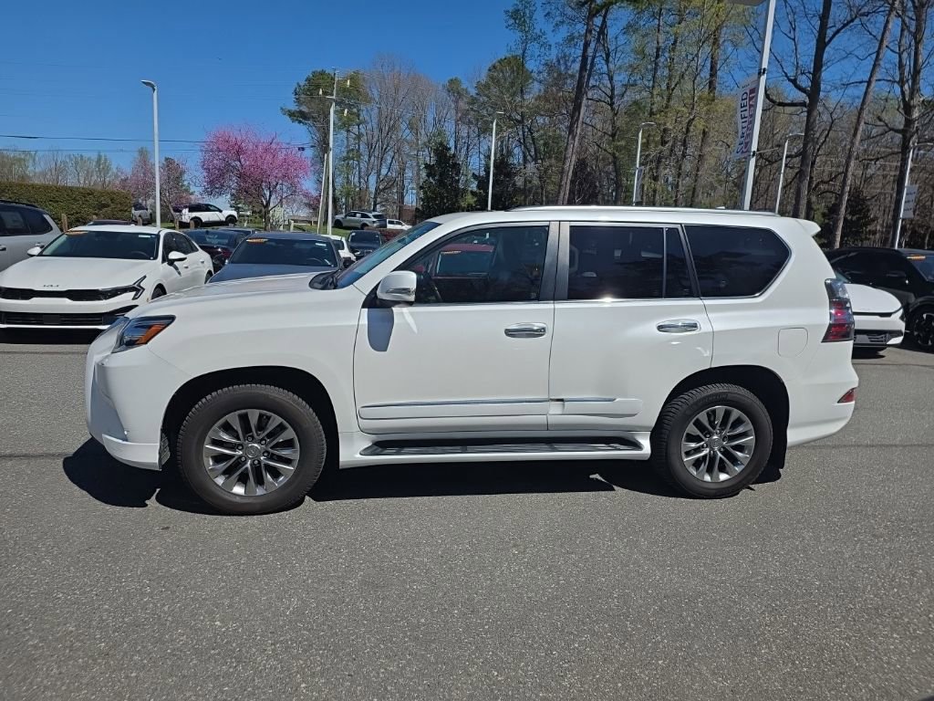 Used 2019 Lexus GX 460 Luxury image 3