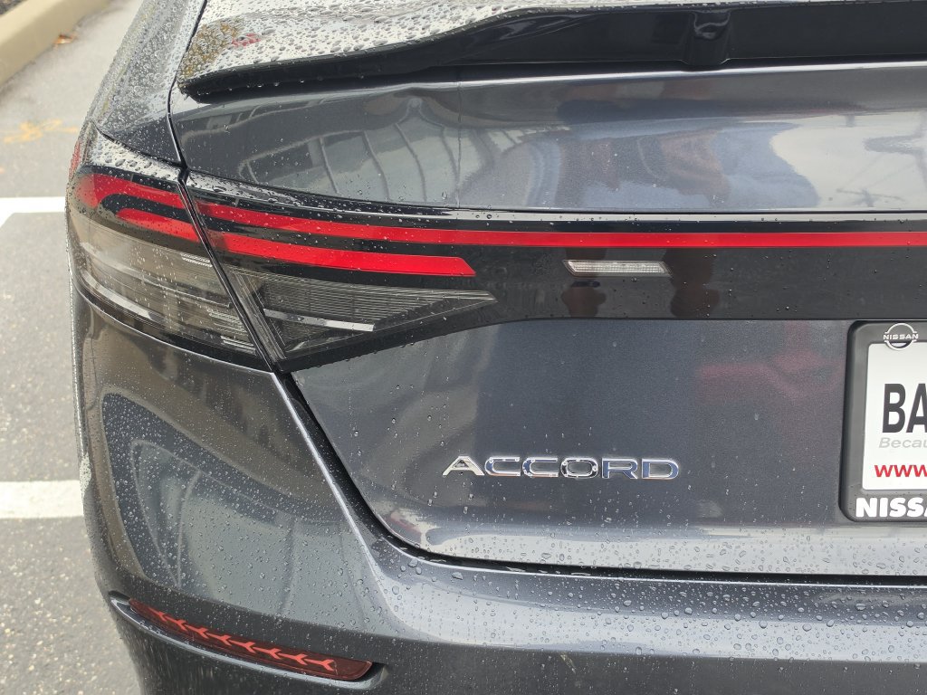 Used 2025 Honda Accord SE image 27