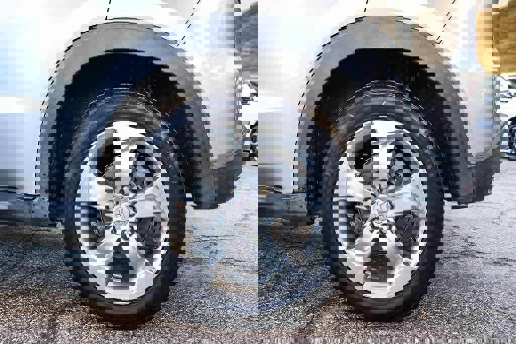 Used 2017 Honda HR-V EX-L image 10