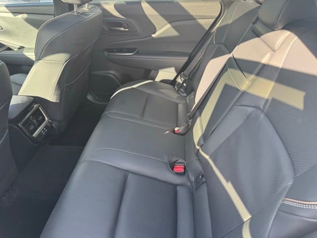 Used 2025 Toyota Crown Signia image 8